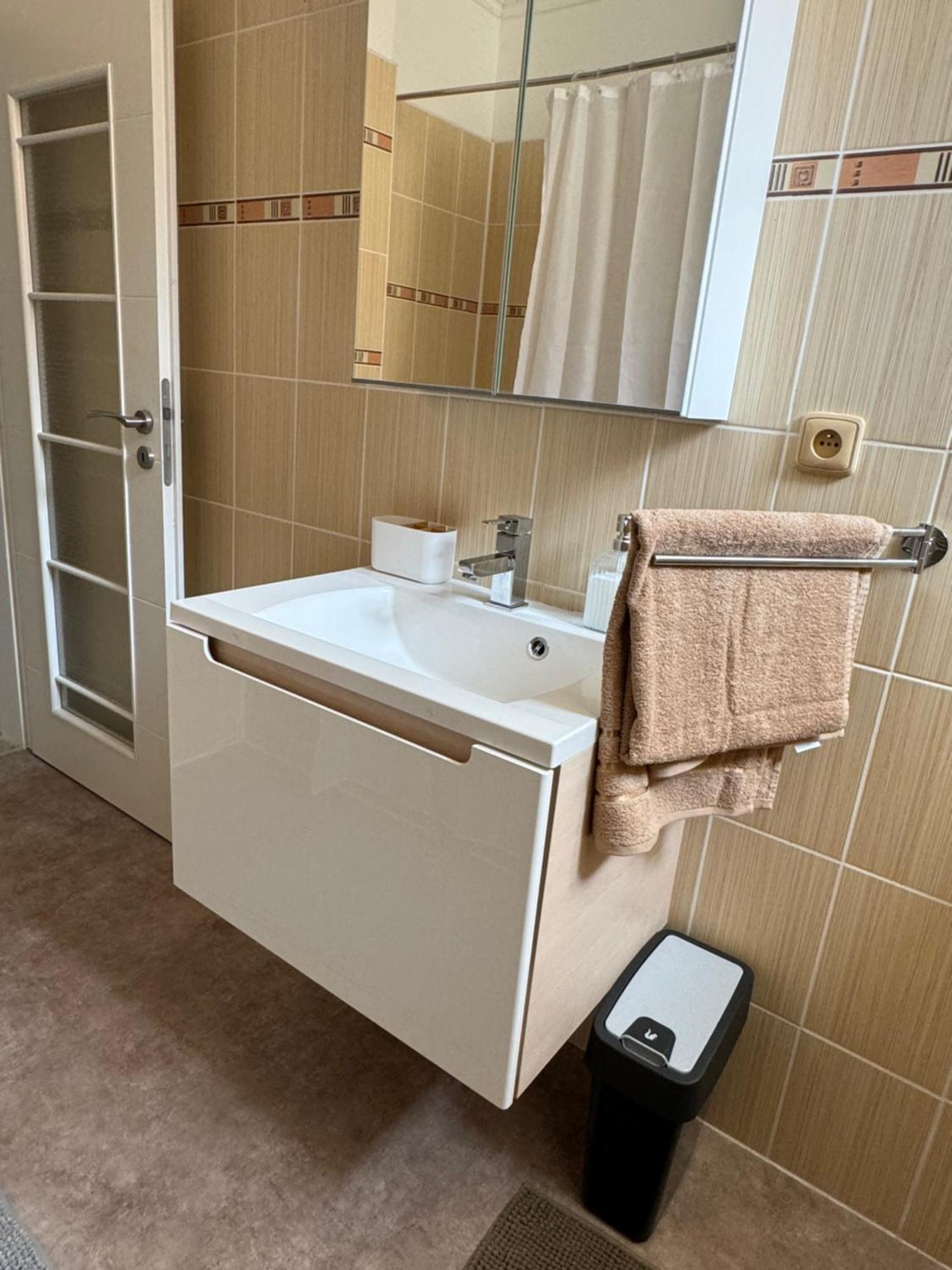 Stylish Centre Apartment Tgm Karlsbad Buitenkant foto
